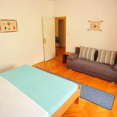 Anni Appartement Sutivan