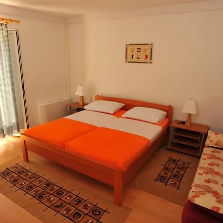 Anni Appartement Sutivan